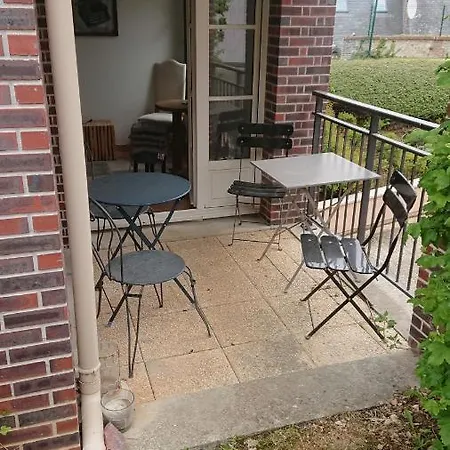Daire Beautiful Ground Floor 2 Bedroom Honfleur
